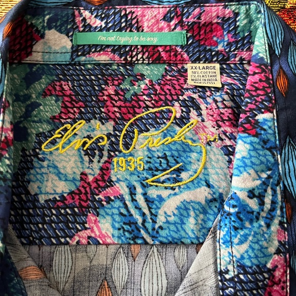 Elvis Presley long sleeve distressed shirt NWOT - Picture 4 of 9